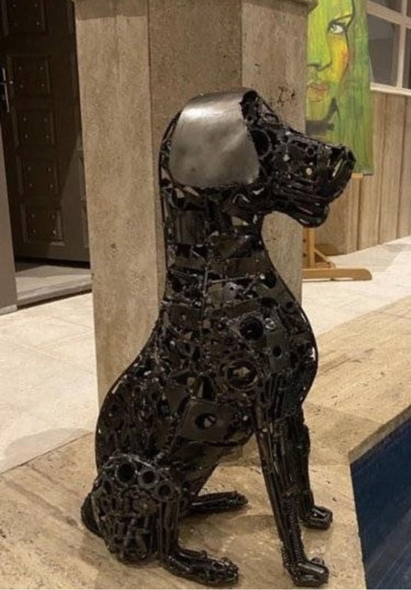 Sculpture métallique artisanale Présence petit chien en acier recyclé