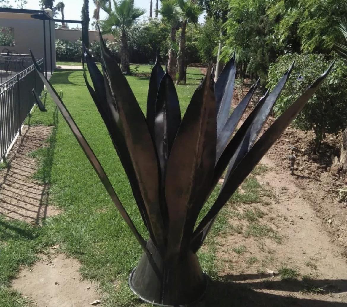 Sculpture métallique artisanale Vitalis grand aloe vera en acier recyclé