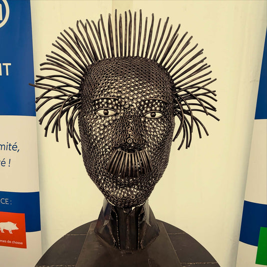 Sculpture métallique artisanale – Buste d’Albert Einstein